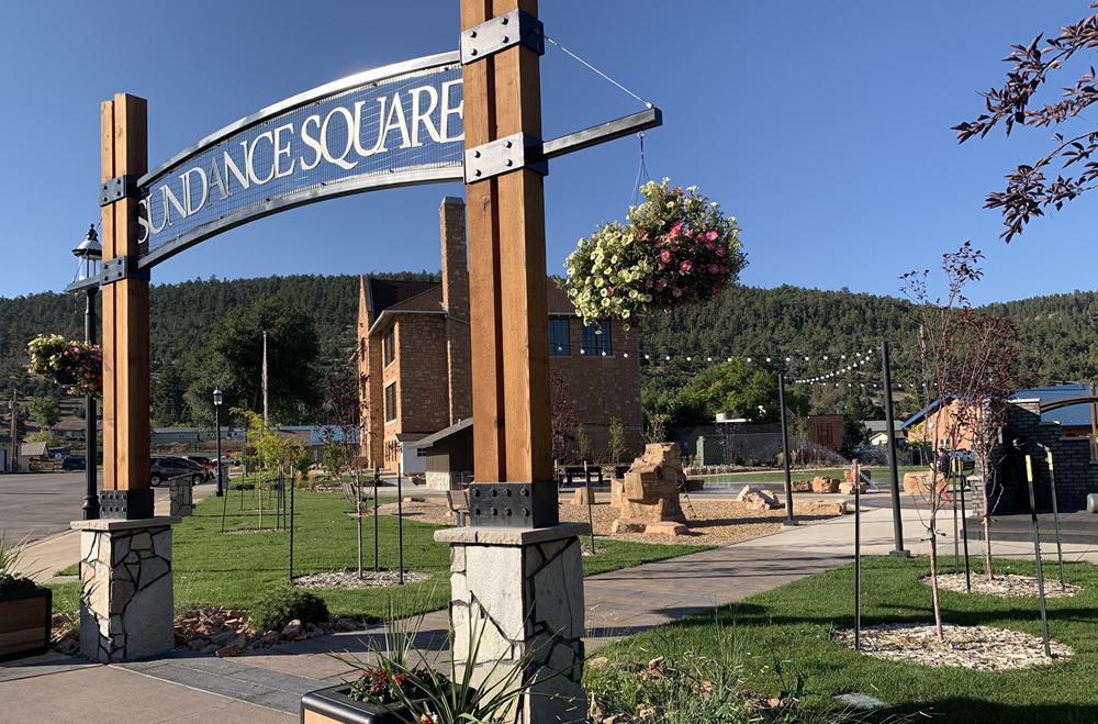 Shopping, Lodging & Dining